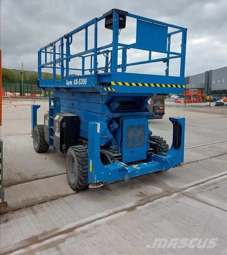 Genie GS 5390 RT Žirkliniai keltuvai