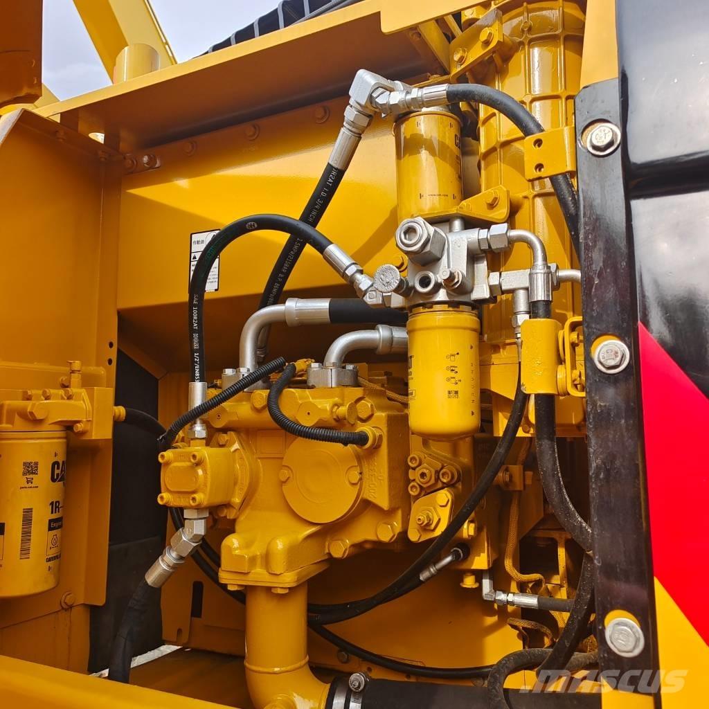 CAT 320 D2L Vikšriniai ekskavatoriai