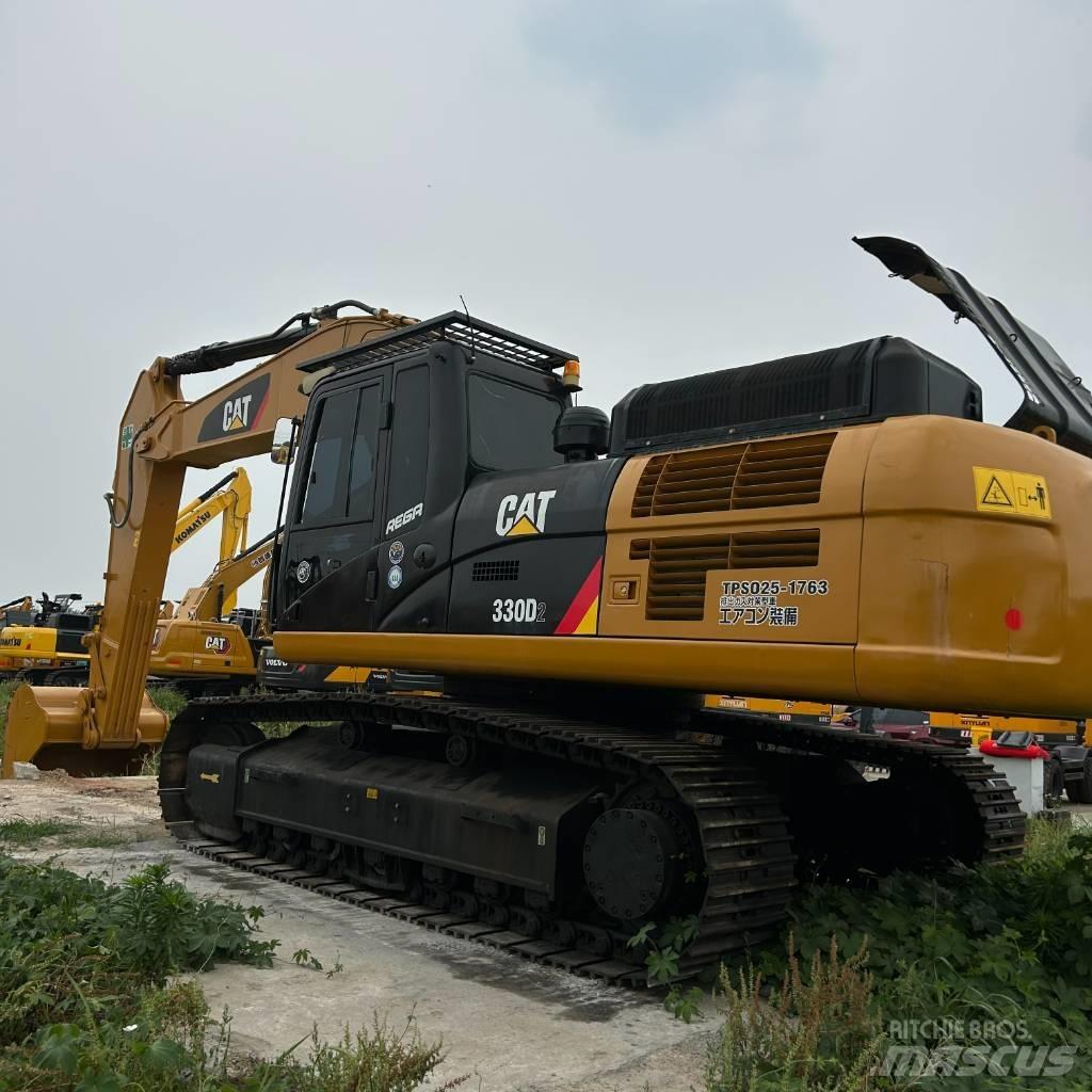 CAT 330D2 Vikšriniai ekskavatoriai
