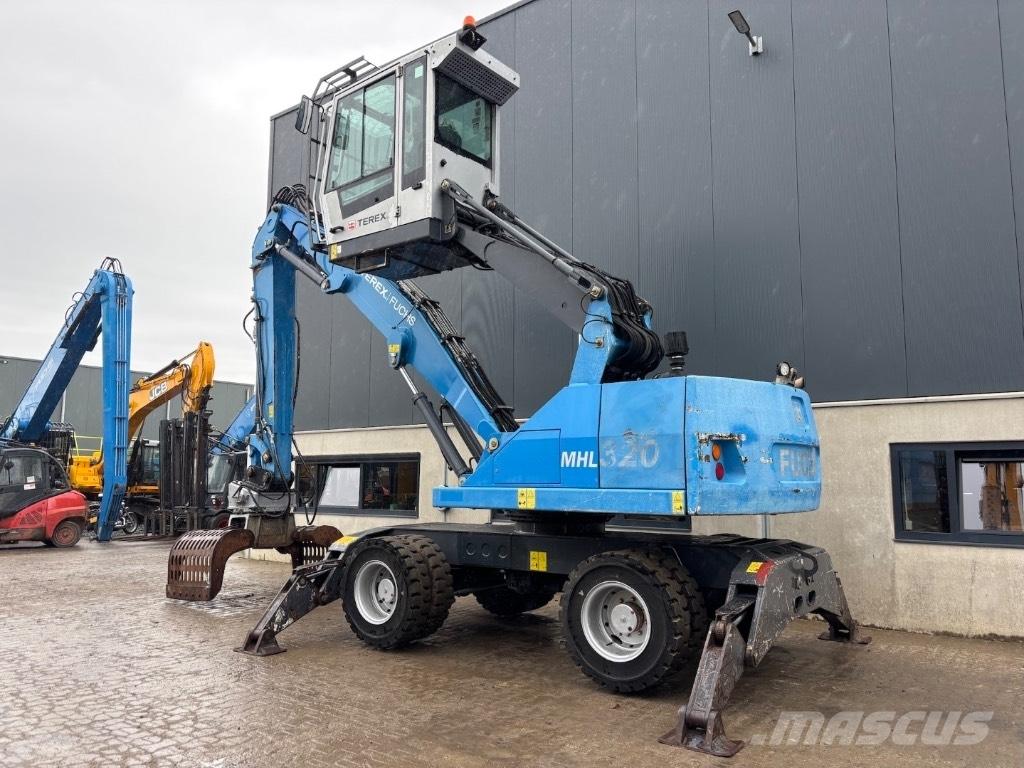Fuchs MHL 320 D Atliekų / pramoniniai krautuvai