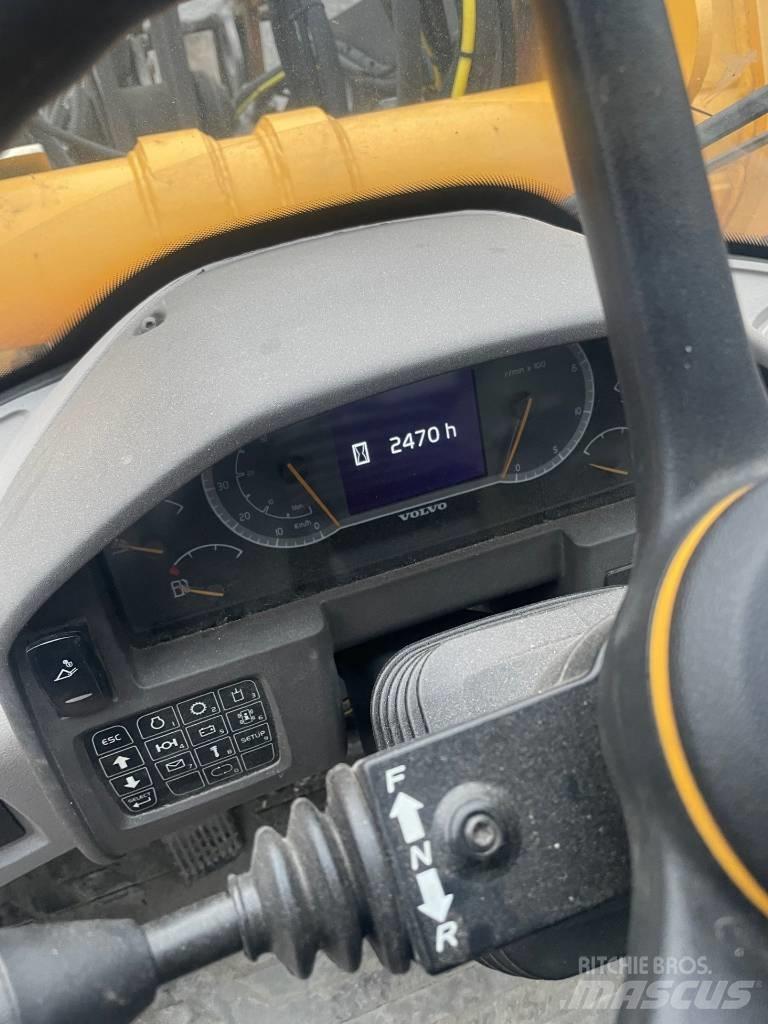 Volvo L 45 H Naudoti ratiniai krautuvai