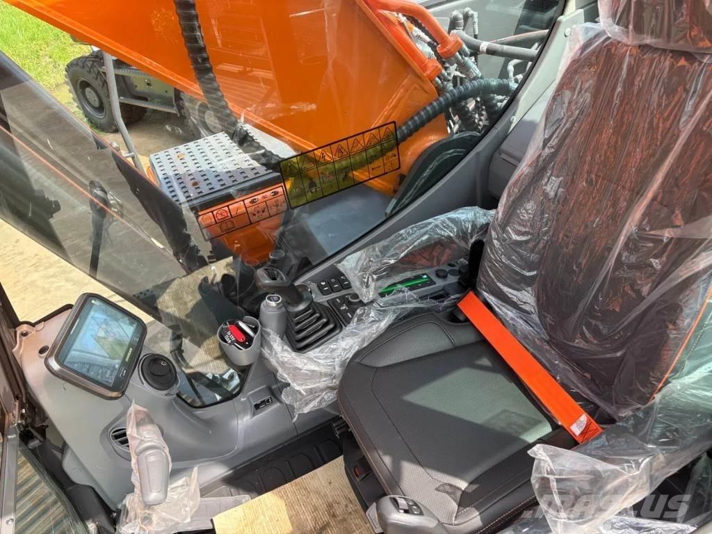 Develon DX255LC-7 Vikšriniai ekskavatoriai