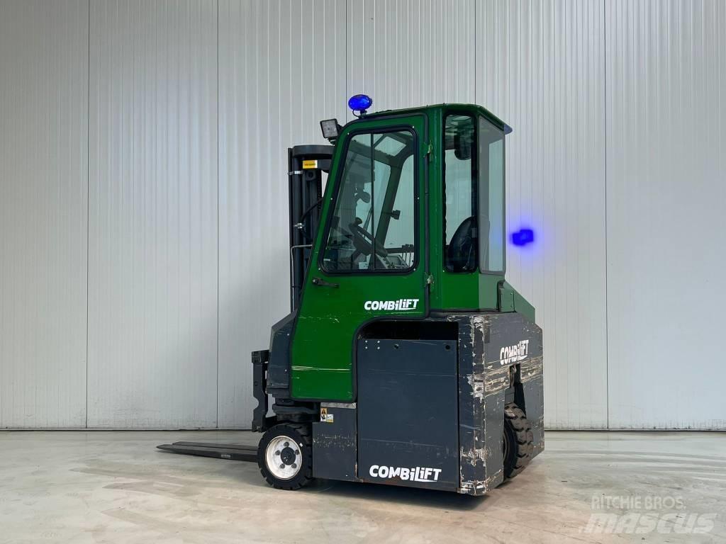 Combilift CBE2500 Šakiniai krautuvai su privažiavimu iš visų keturių pusių