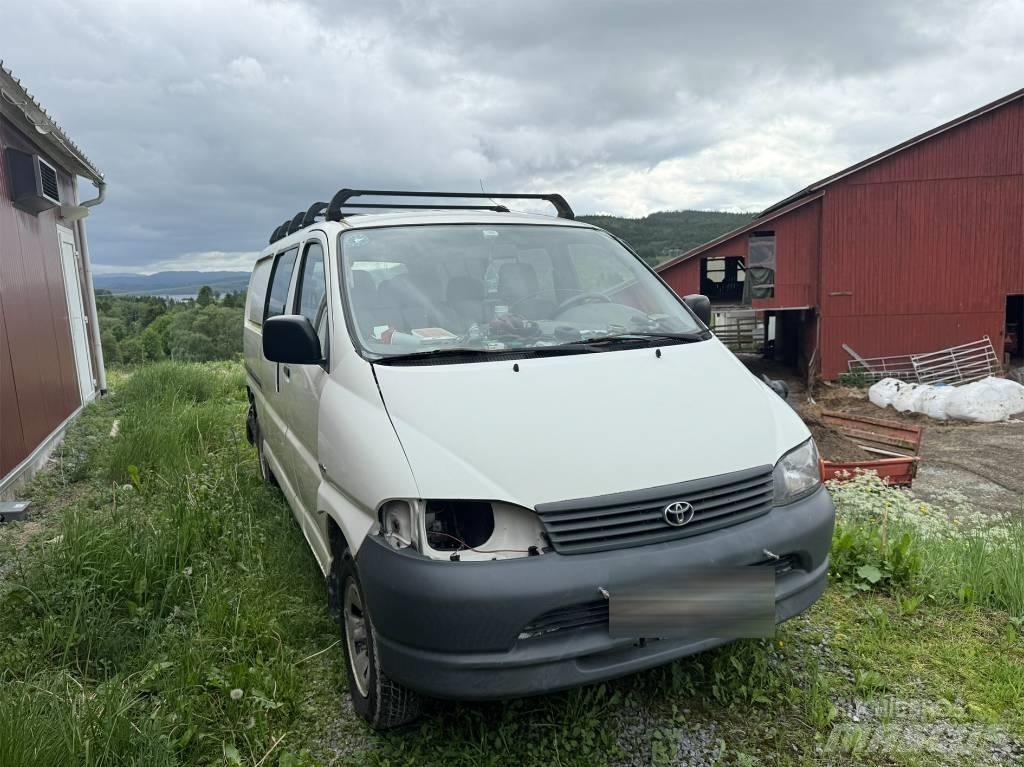 Toyota Hiace 4x4 Krovininiai furgonai
