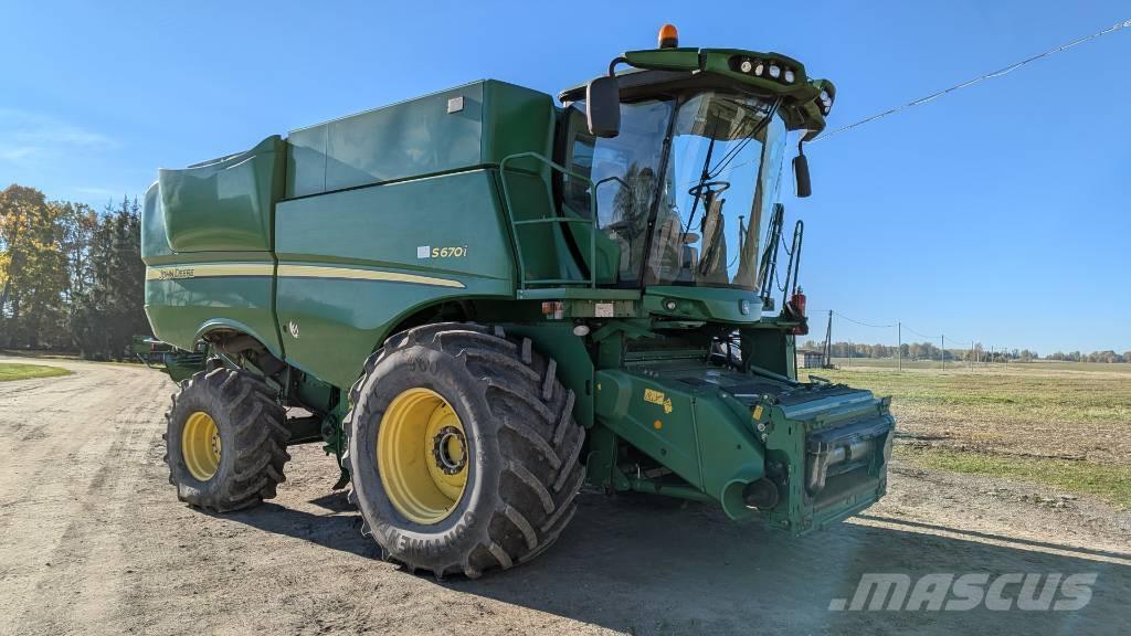 John Deere S 670 i Derliaus nuėmimo kombainai