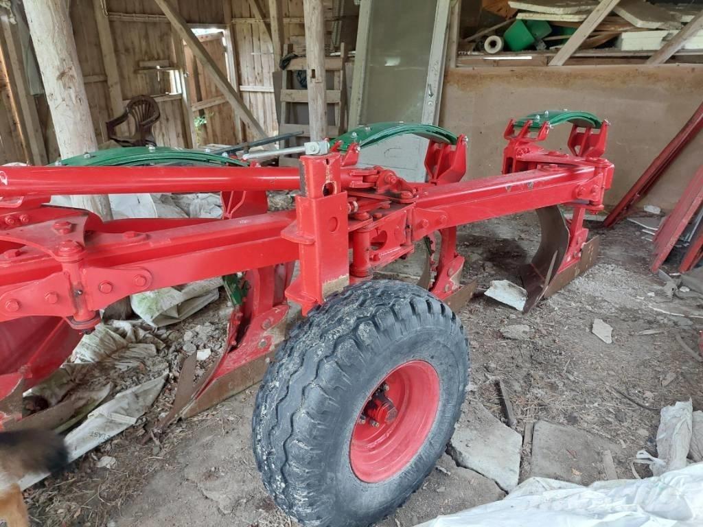 Unia TUR VARIO 5 R Standartiniai plūgai