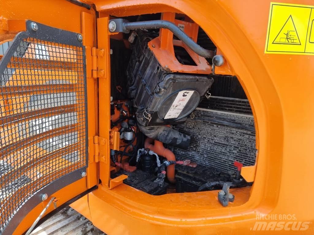 Doosan DX 140 LC-3 Vikšriniai ekskavatoriai