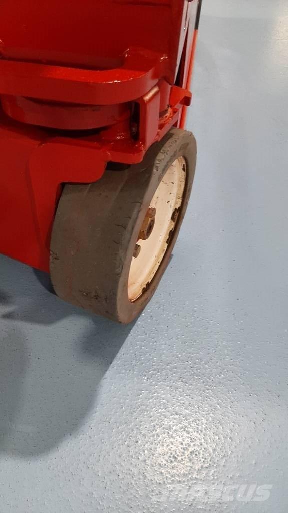 SkyJack SJIII 3219 Žirkliniai keltuvai