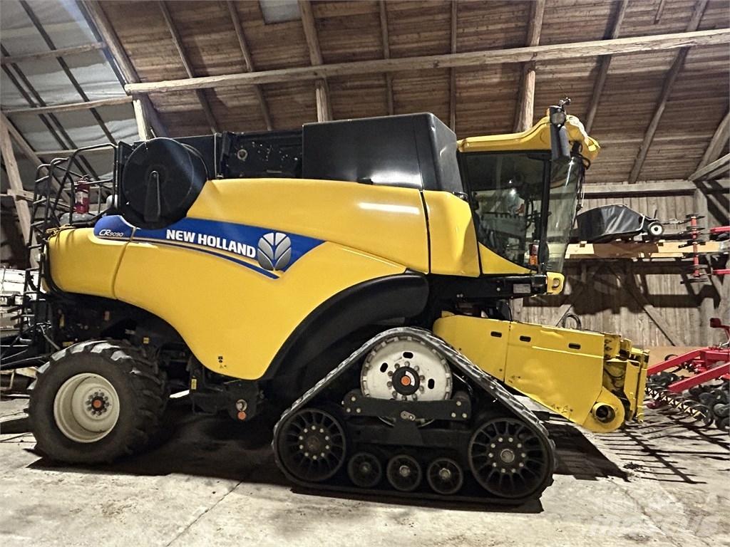 New Holland CR 9090 Derliaus nuėmimo kombainai