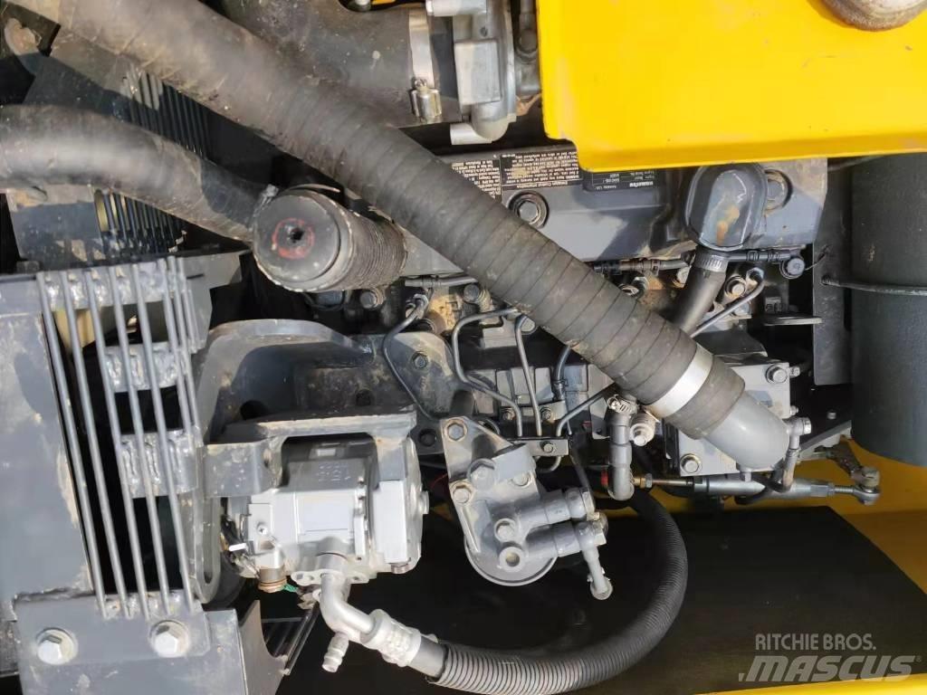 Komatsu PC 130 LC Vikšriniai ekskavatoriai