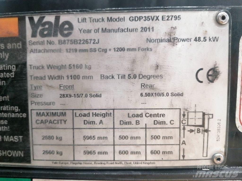 Yale GDP35VX Dyzeliniai krautuvai