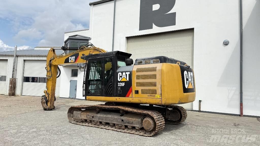 CAT 326F LN Vikšriniai ekskavatoriai