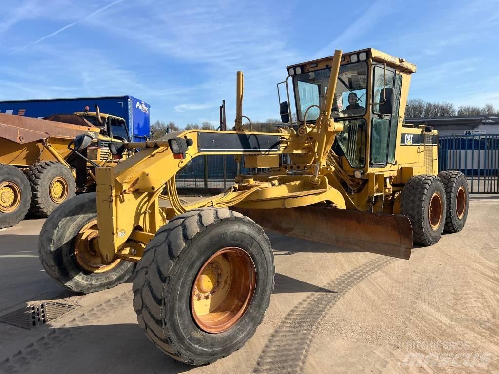 CAT 140 H Greideriai