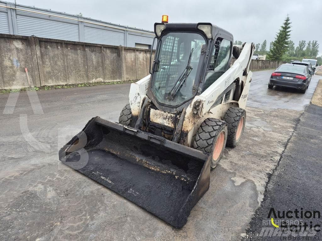 Bobcat S 530 Krautuvai su šoniniu pasukimu
