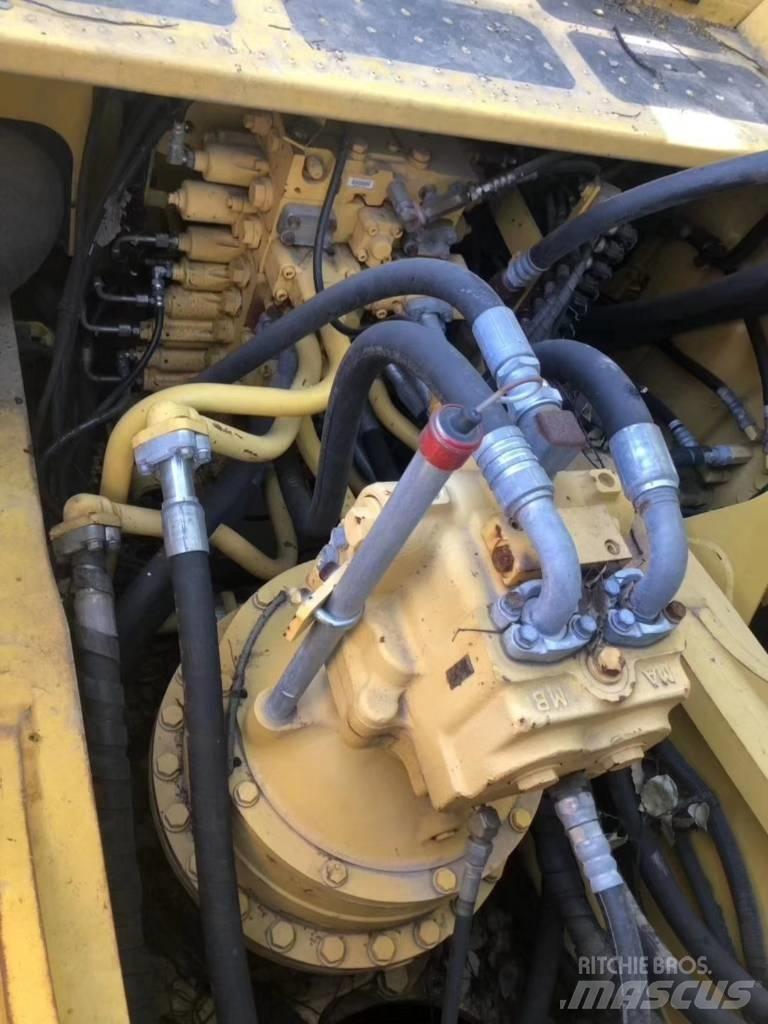 Komatsu PC 490 LC-10 Vikšriniai ekskavatoriai