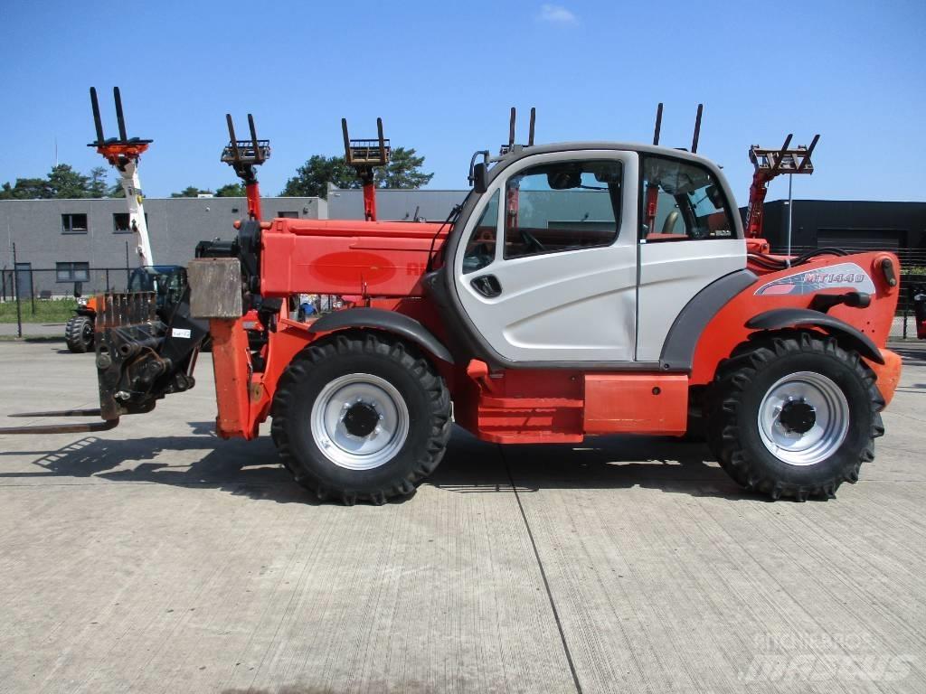 Manitou MT 1440 (157) Teleskopiniai krautuvai