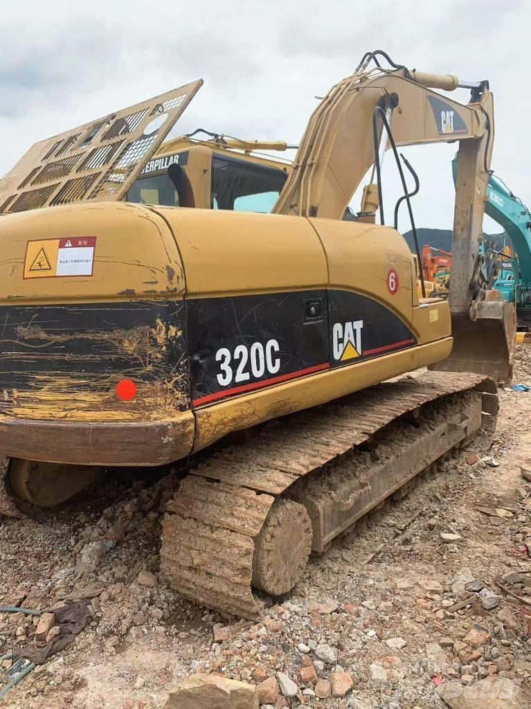 CAT 320 C Vikšriniai ekskavatoriai