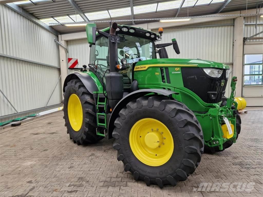 John Deere 6R 250 Traktoriai
