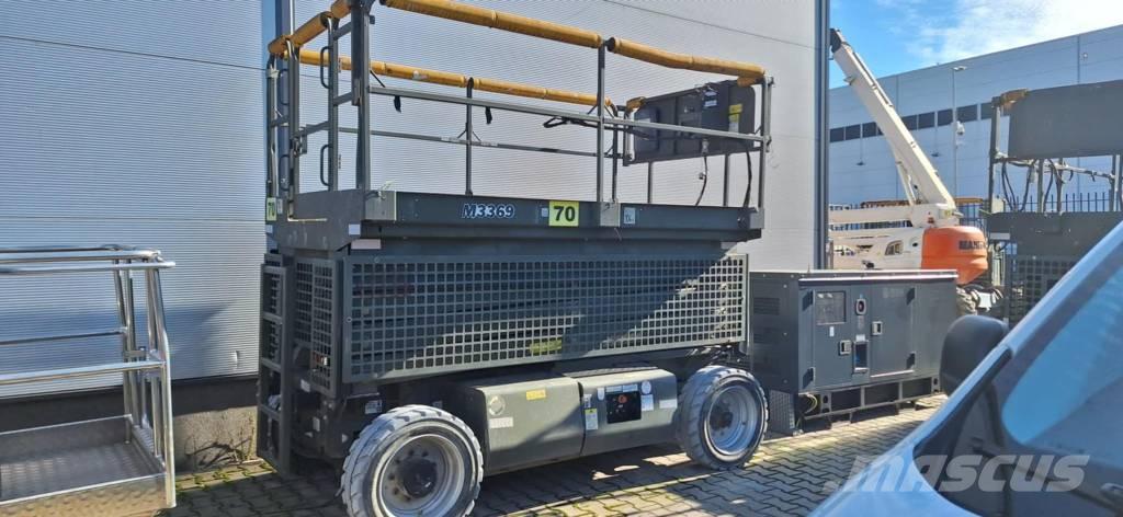 JLG M 3369 Žirkliniai keltuvai