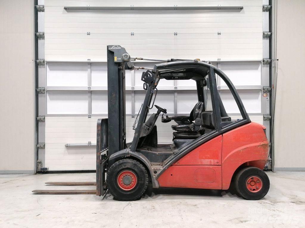 Linde H30D Dyzeliniai krautuvai