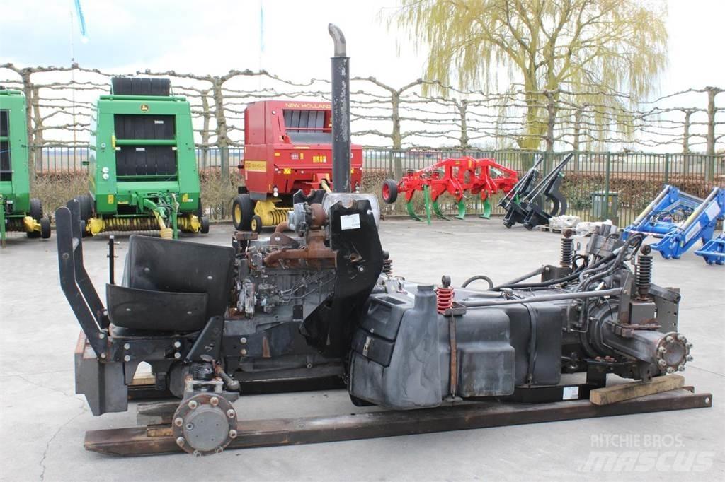 Renault Ares 626RZ Traktoriai