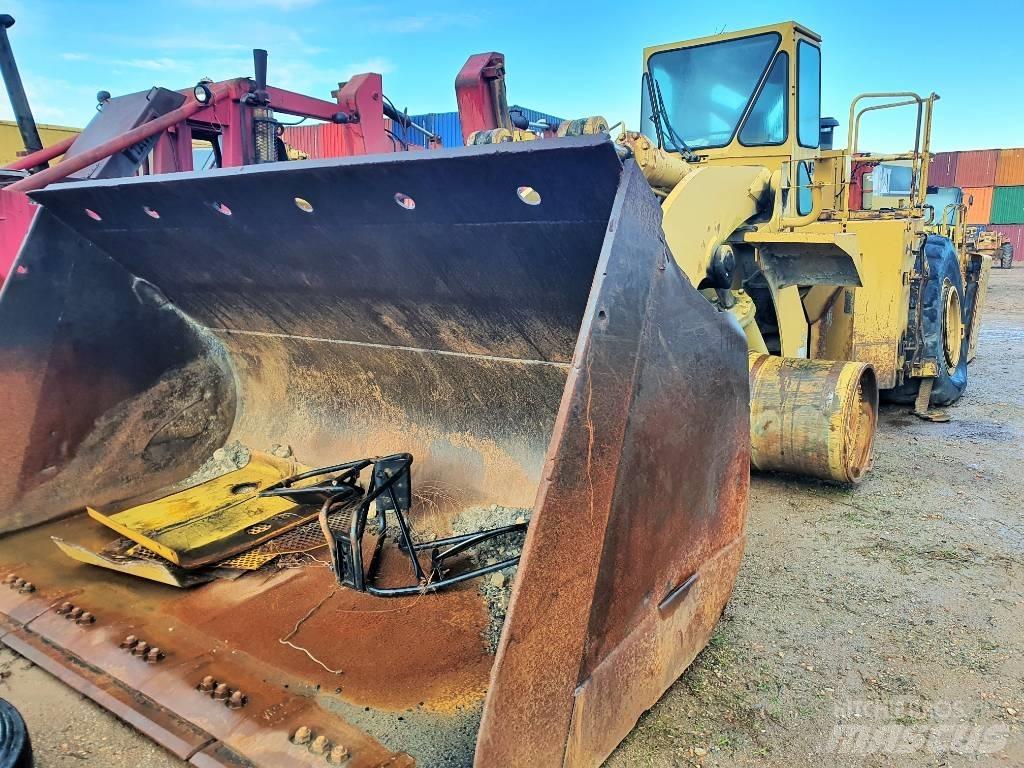 CAT 988 F II Naudoti ratiniai krautuvai