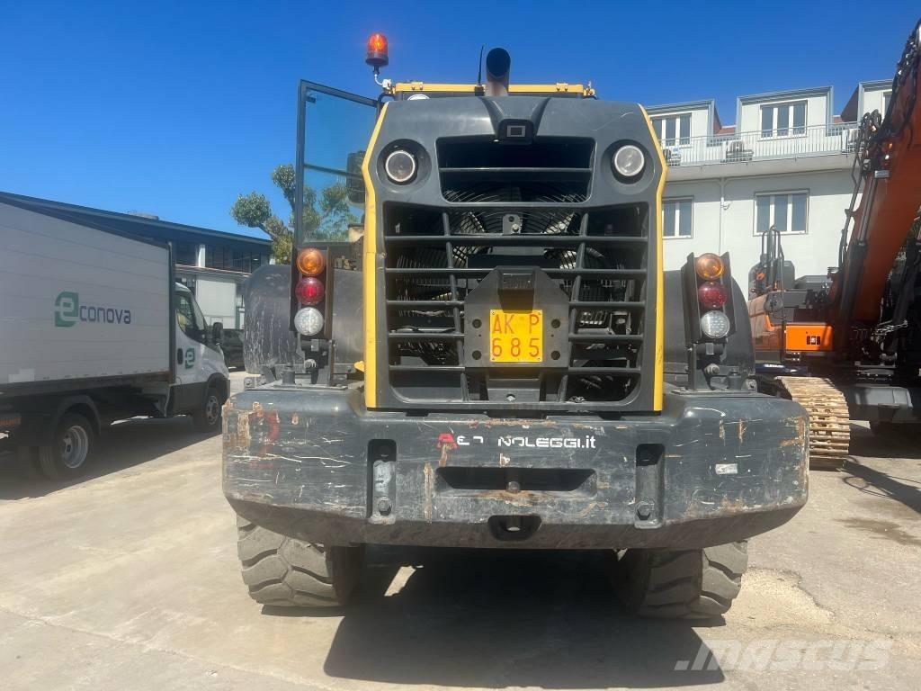 Komatsu WA 320-8 Krovimas/Kėlimas - Kita