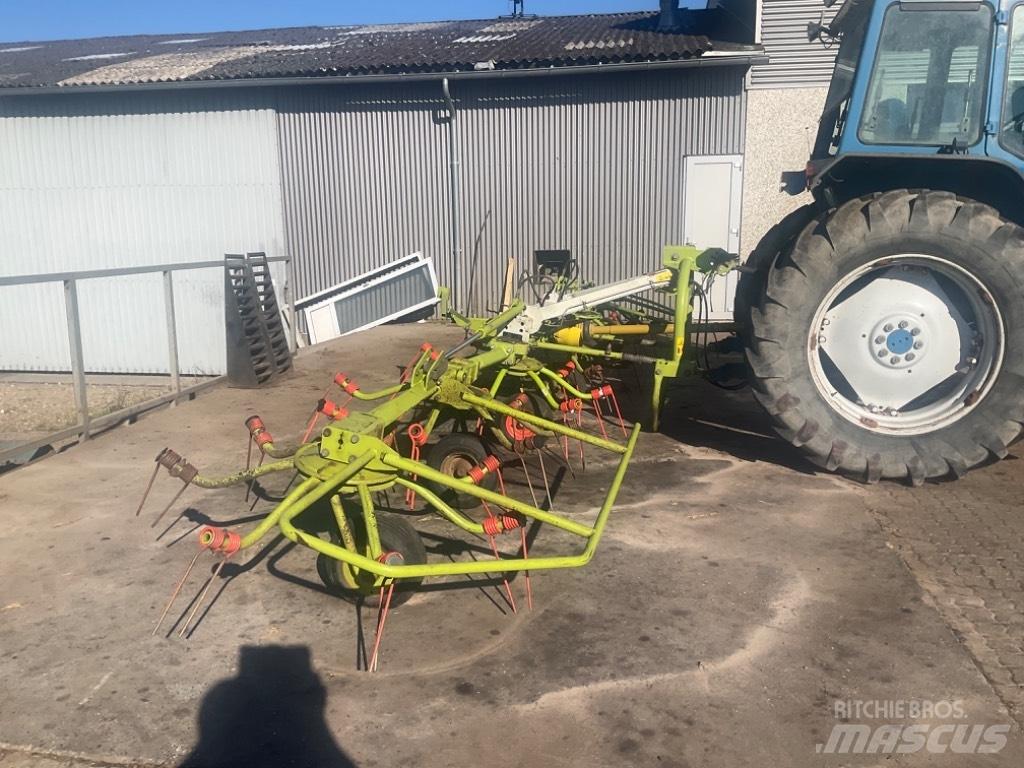 CLAAS Volto 770 Šieno grėbliai ir vartytuvai