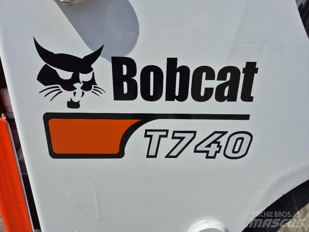 Bobcat T 740 Krautuvai su šoniniu pasukimu