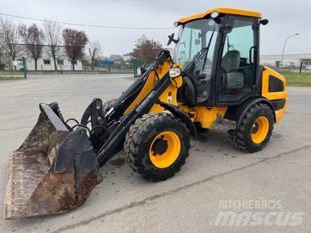 JCB 406 Naudoti ratiniai krautuvai