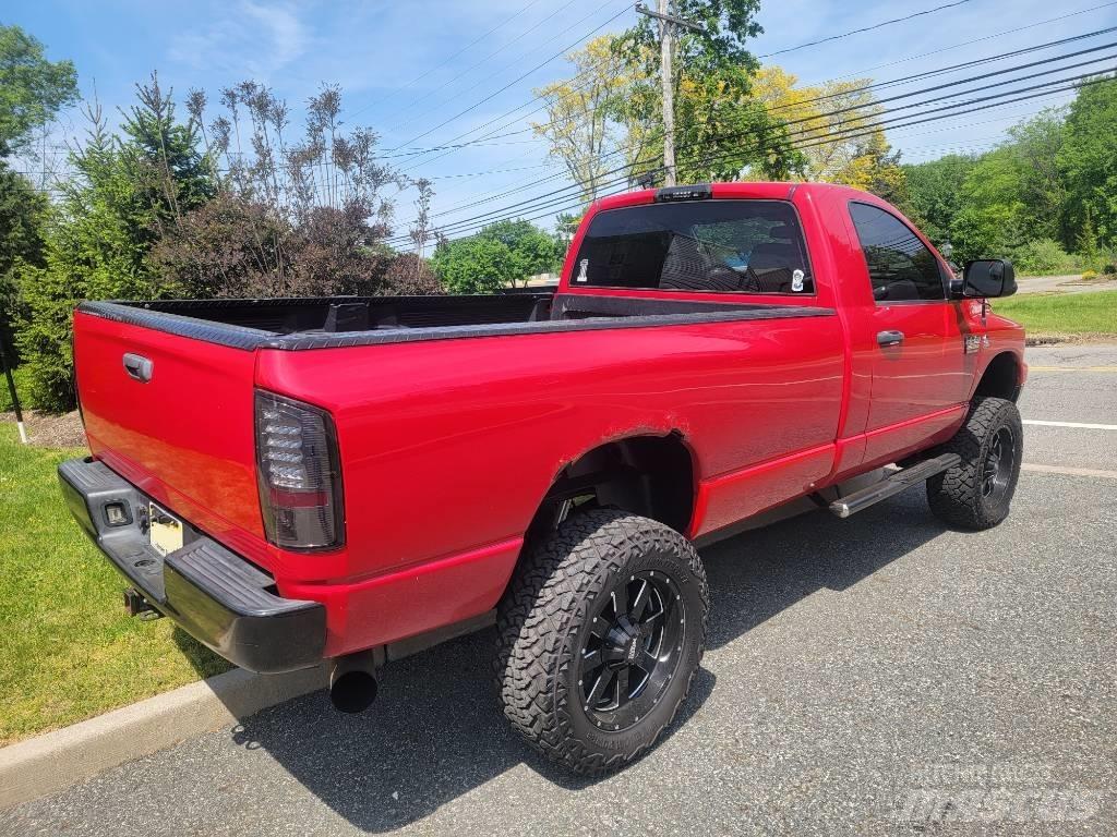 Dodge Ram 2500 Pikapai / Bortiniai sunkvežimiai