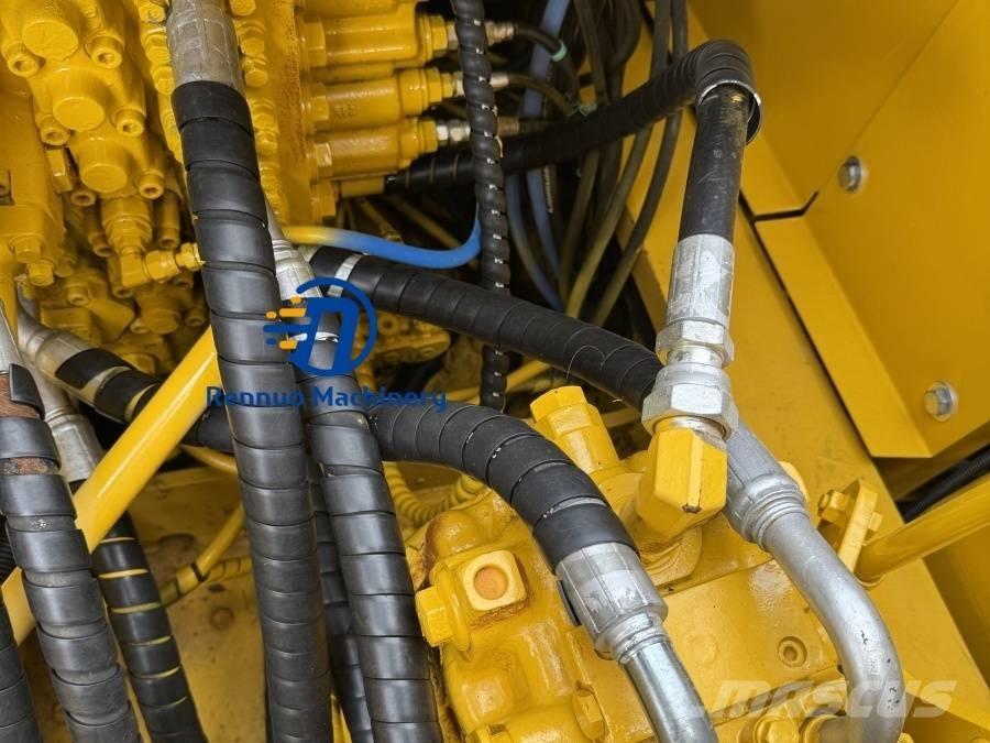 Komatsu PC 300 Vikšriniai ekskavatoriai