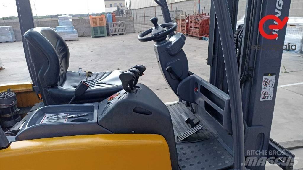 Jungheinrich EFG 220 Elektriniai šakiniai krautuvai