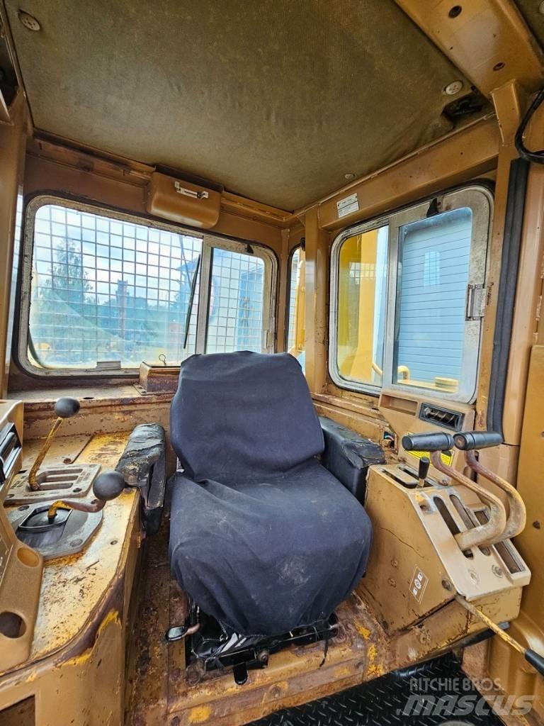 CAT D 8 L Vikšriniai buldozeriai