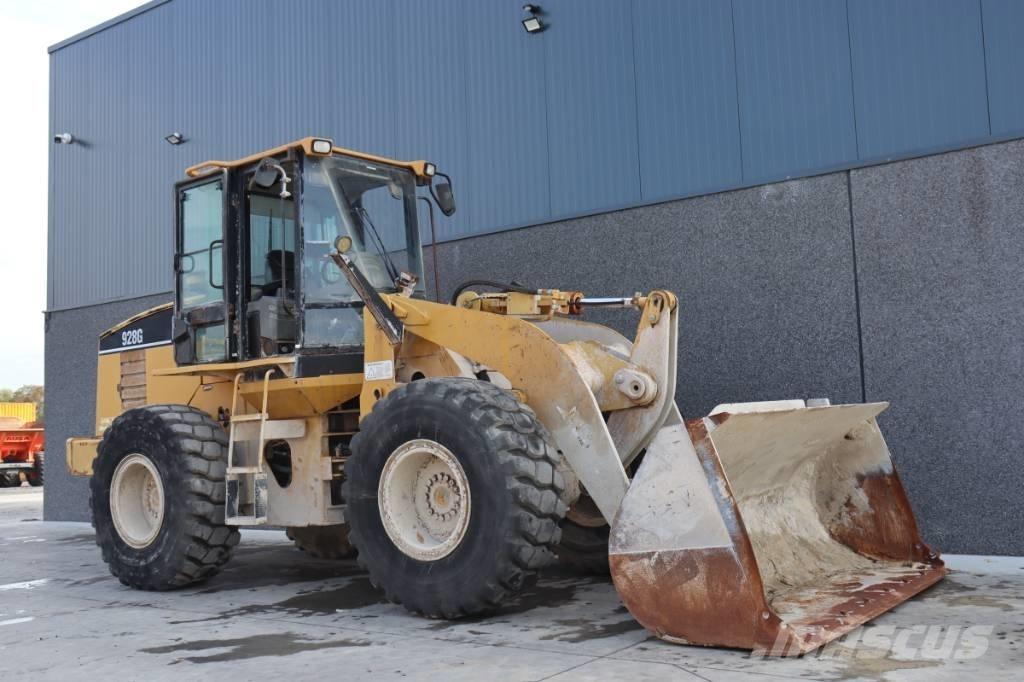 CAT 928 G Naudoti ratiniai krautuvai