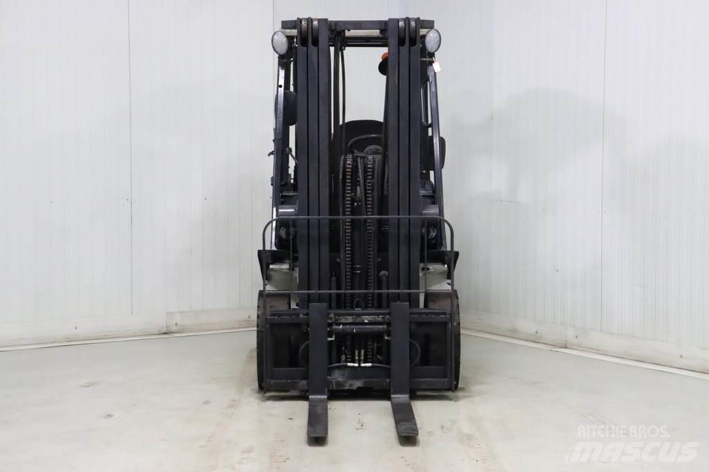 Nissan U1D2A20LQ LPG (dujiniai) krautuvai