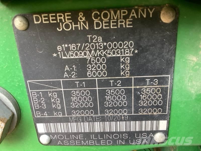 John Deere 5090M Traktoriai