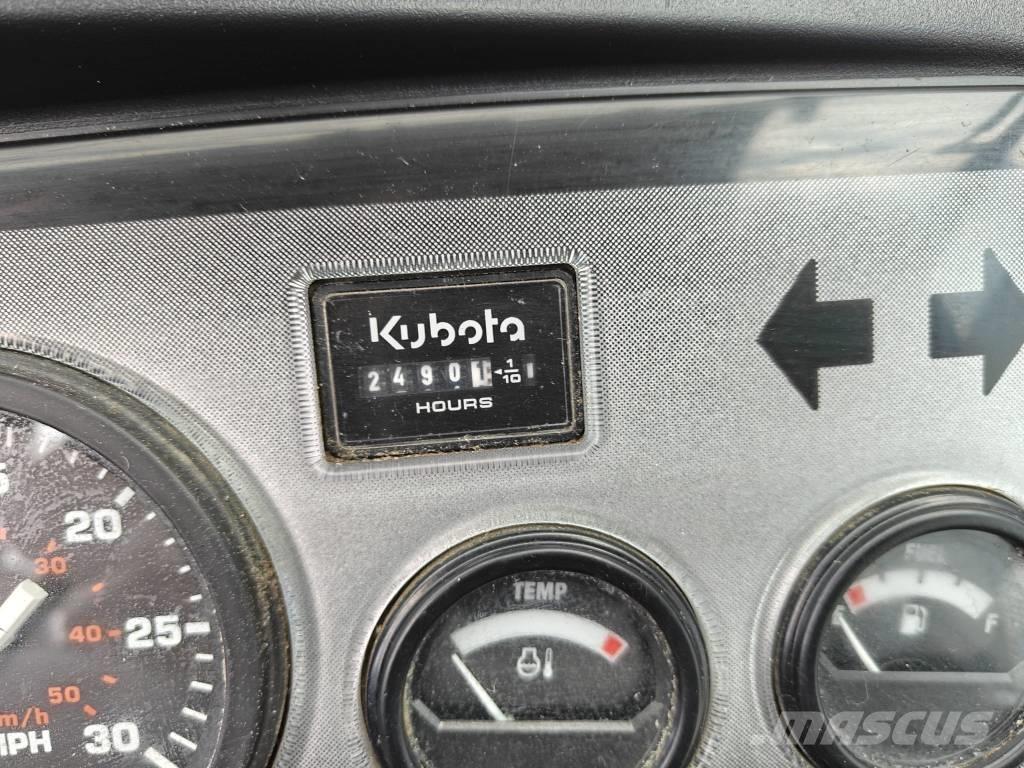 Kubota RTV900-4X4 Aplinkos tvarkymas - Kita