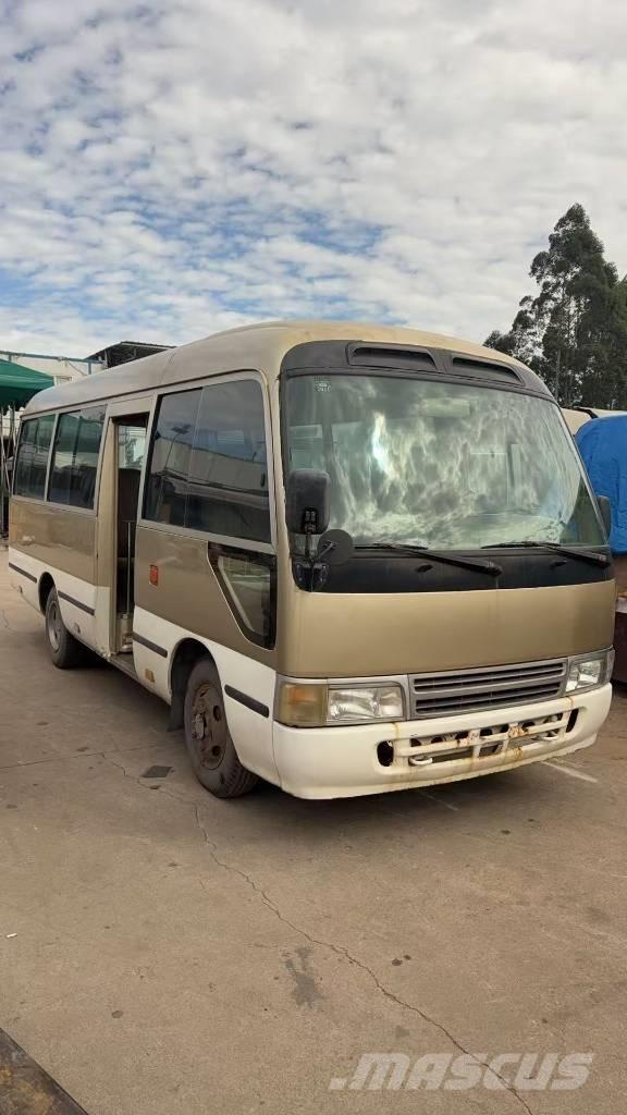Toyota Coaster Tarpmiestiniai autobusai