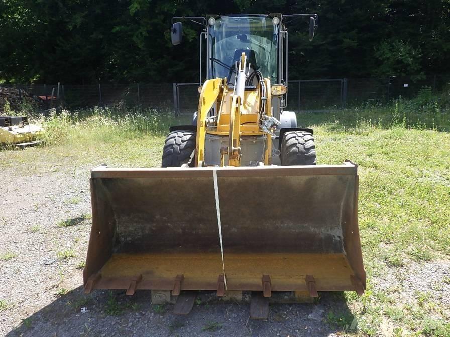Paus SL 9075 Naudoti ratiniai krautuvai