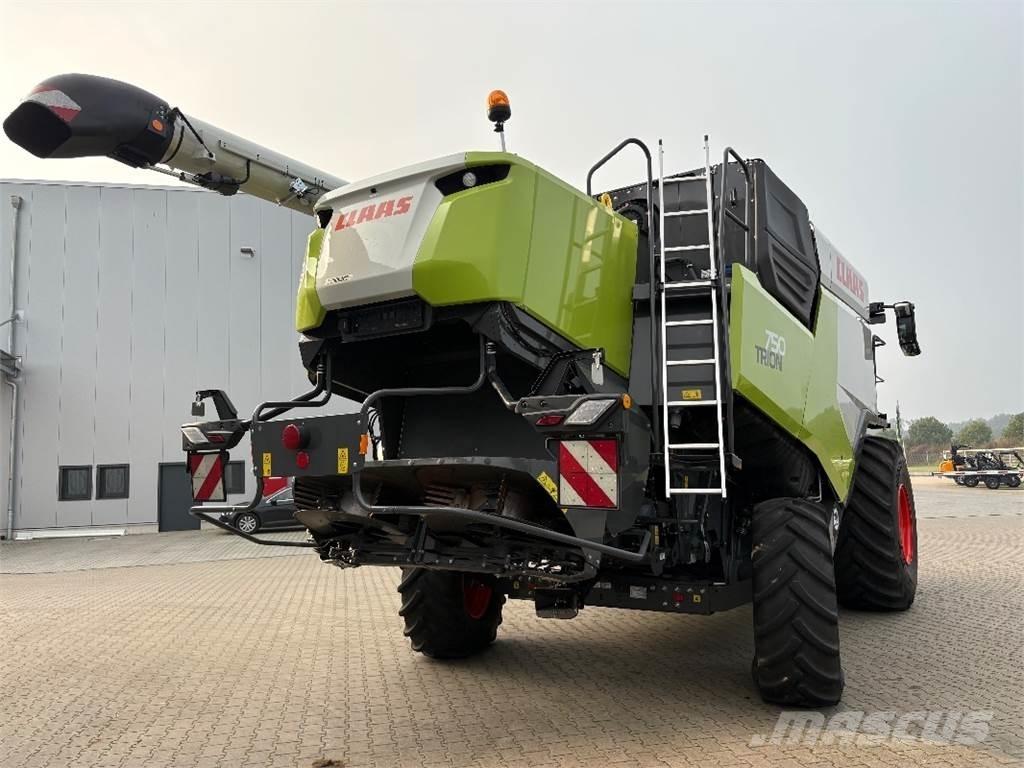 CLAAS TRION 750 Derliaus nuėmimo kombainai