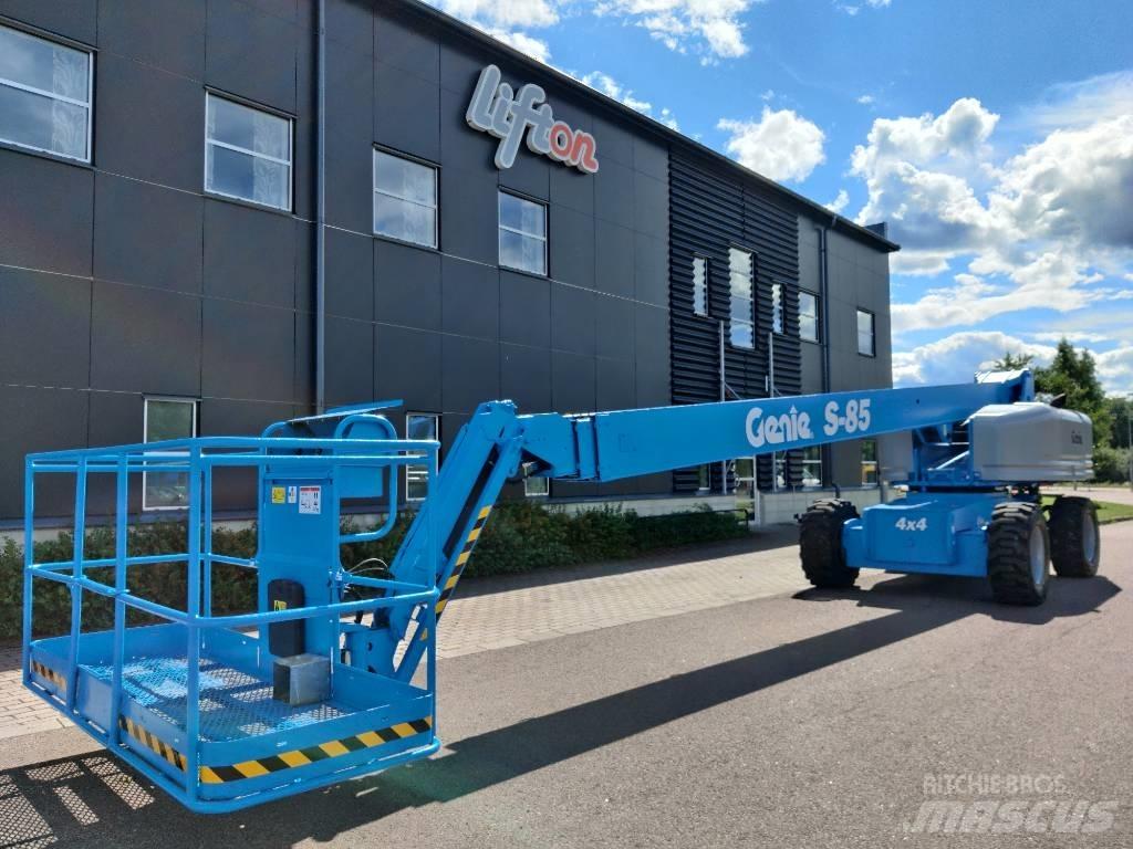 Genie S 85 Bomlift Alkūniniai keltuvai