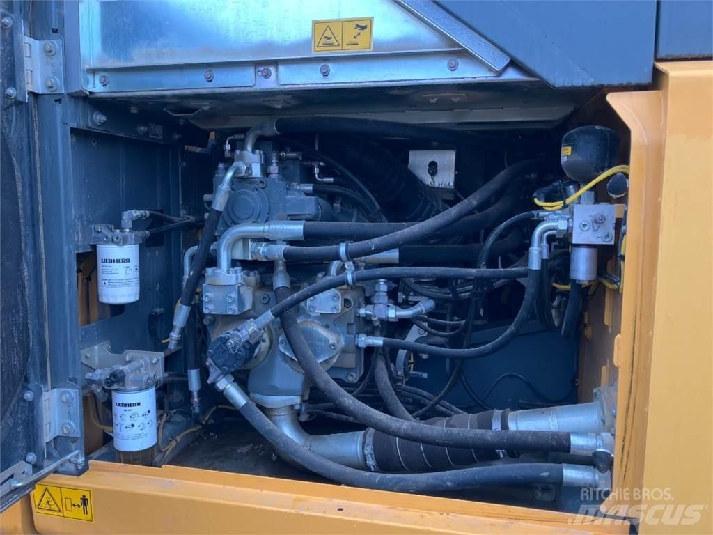 Liebherr R934 Vikšriniai ekskavatoriai