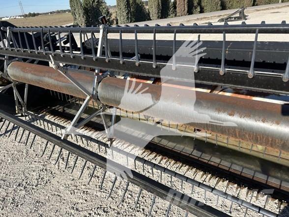 Agco 800 Derliaus nuėmimo kombainų galvos