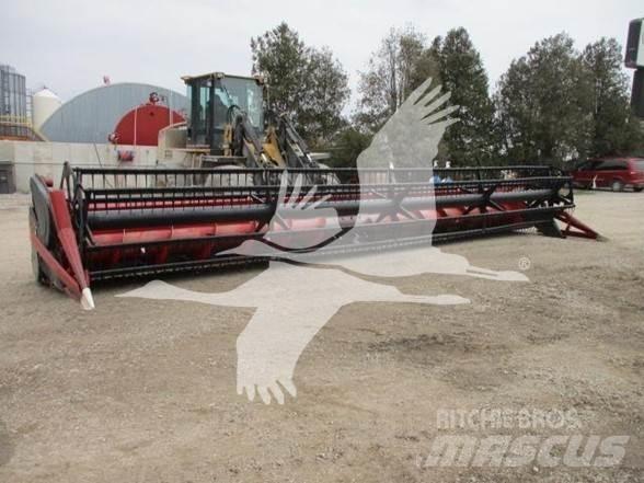 Case IH 1020 Derliaus nuėmimo kombainų galvos