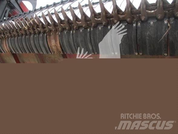 Case IH 1020 Derliaus nuėmimo kombainų galvos