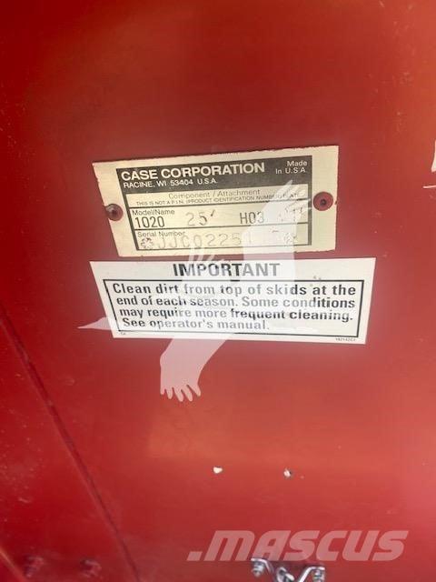 Case IH 1020 Derliaus nuėmimo kombainų galvos