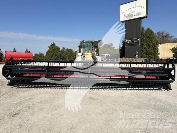 Case IH 1020 Derliaus nuėmimo kombainų galvos