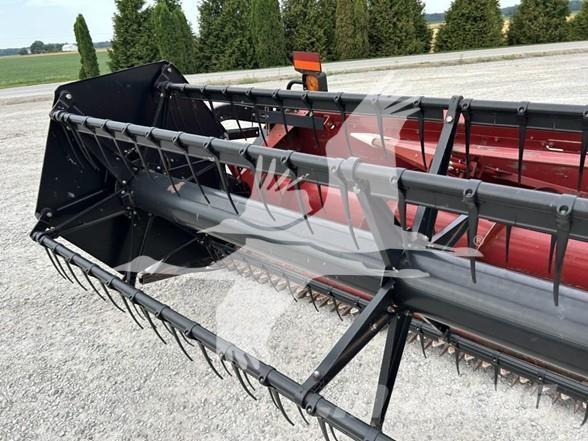 Case IH 1020 Derliaus nuėmimo kombainų galvos