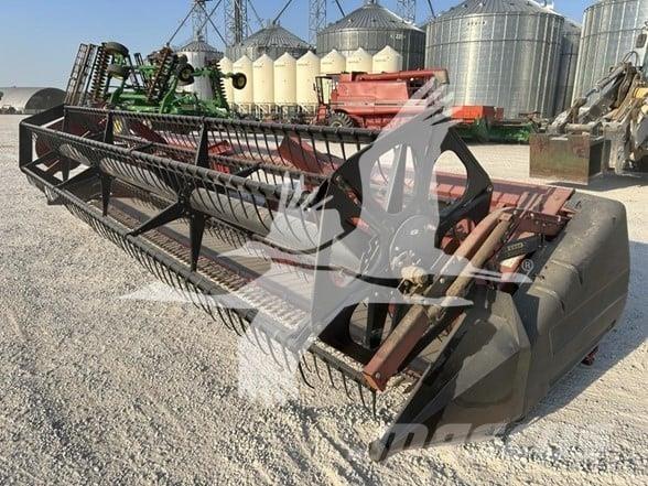Case IH 1020 Derliaus nuėmimo kombainų galvos